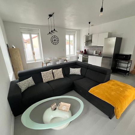 Gite De La Gare - Avec Parking Apartman Hesdigneul-les-Boulogne Kültér fotó
