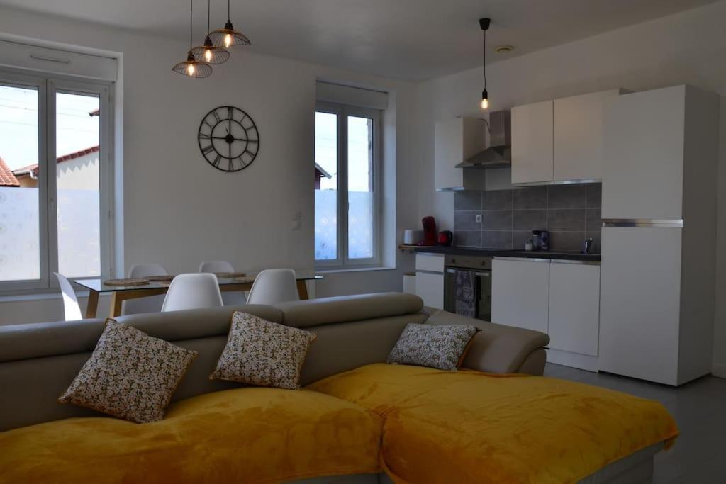 Gite De La Gare - Avec Parking Apartman Hesdigneul-les-Boulogne Kültér fotó
